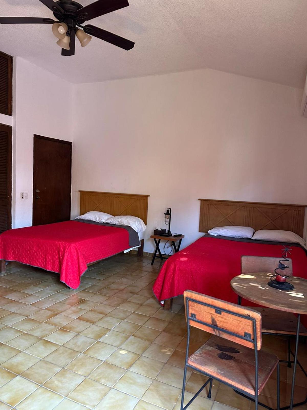 Hotel Casa Alvarada Comala Buitenkant foto